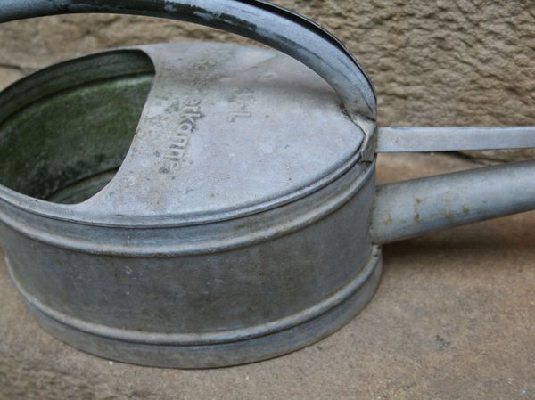 Alte Schneider Gewächshauskanne, 4,5 Liter